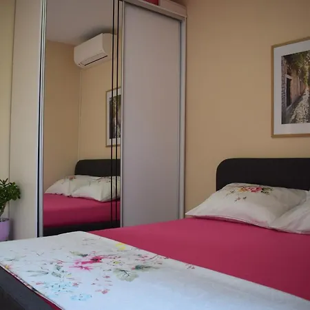 Apartman Gabriel Podgora Exterior photo