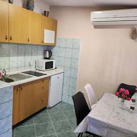 Apartman Gabriel Podgora Exterior photo