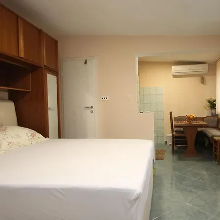 Apartman Gabriel Podgora Exterior photo
